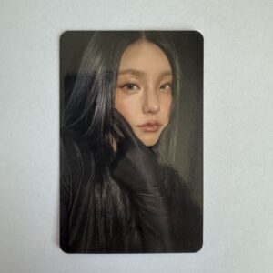 KARTA: YEJI [ITZY] - AIR - PHOTOBOOK VER. A