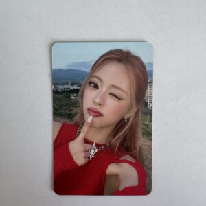 KARTA: YUNA– ITZY- GIRLS WILL BE GIRLS