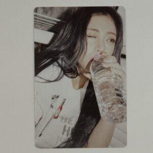 KARTA: LE SSERAFIM – Hot