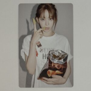 KARTA: LE SSERAFIM – Hot