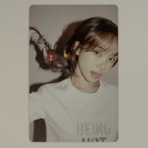 KARTA: LE SSERAFIM – Hot