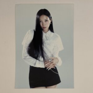 POCZTÓWKA: MEOVV – My Eyes Open Wide – 1. EP Album