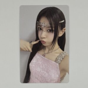 KARTA KOLEKCJONERSKA: ILLIT- 3rd Mini Album BOMB