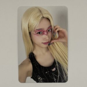 KARTA KOLEKCJONERSKA: LE SSERAFIM – Crazy – 4. Mini Album