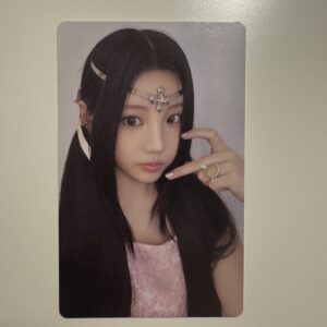 KARTA KOLEKCJONERSKA: ILLIT- 3rd Mini Album BOMB