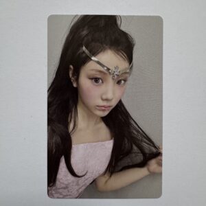 KARTA KOLEKCJONERSKA: ILLIT- 3rd Mini Album BOMB