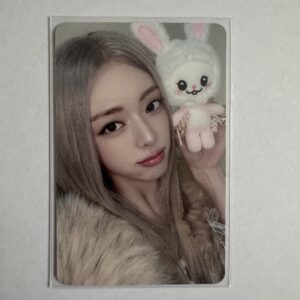 Karta kolekcjonerska: YUNA ITZY Ice Cream
