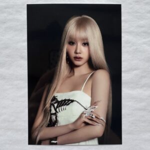 Pocztówka K-pop: BABYMONSTER – CHOOM - 3rd Mini Album