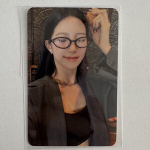 Karta kolekcjonerska K-pop: LE SSERAFIM – PUREFLOW - 2nd Studio Album