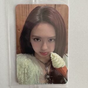 Karta kolekcjonerska : BABYMONSTER – CHOOM -  3rd Mini Album