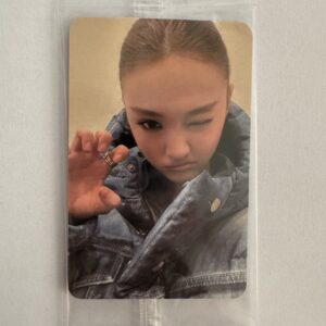 Karta kolekcjonerska K-pop: MEOVV – Bite Now - The 2nd EP Album