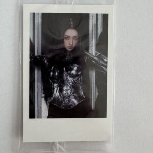 Polaroid K-pop: MEOVV – Bite Now - The 2nd EP Album