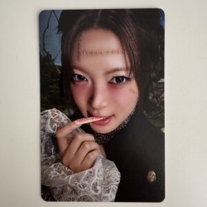 Karta kolekcjonerska K-pop: LE SSERAFIM – PUREFLOW - 2nd Studio Album